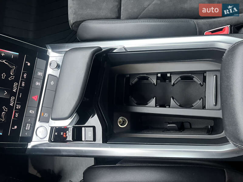 Внедорожник / Кроссовер Audi e-tron 2020 в Умани фото 35 Внедорожник / Кроссовер Audi e-tron 2020 в Умани