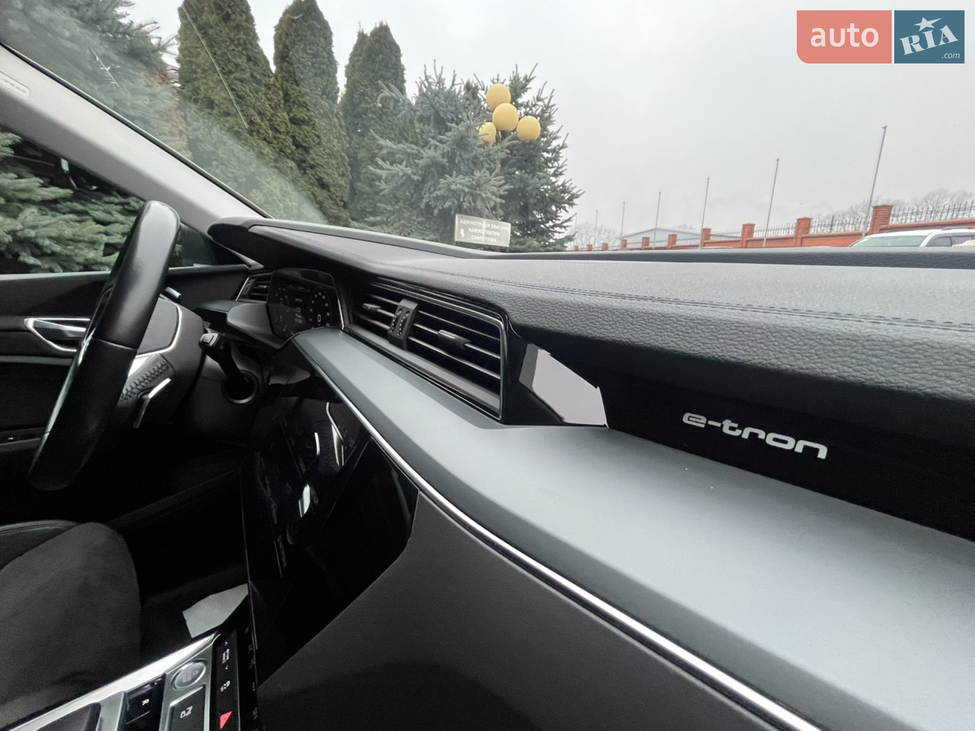2020 Audi e-tron - мініатюра 43