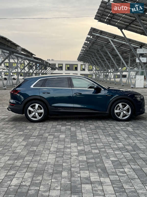 Внедорожник / Кроссовер Audi e-tron 2020 в Львове