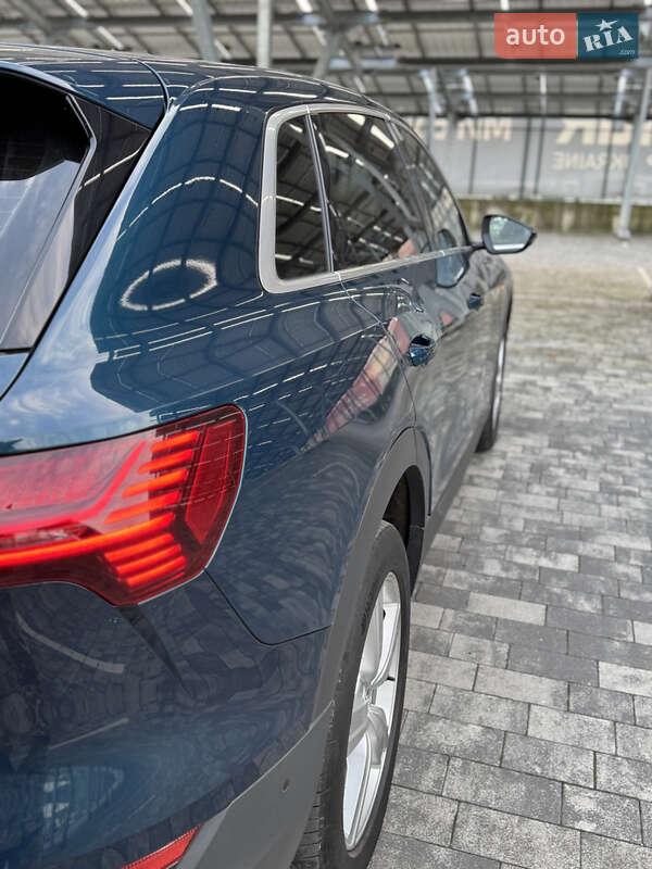 Внедорожник / Кроссовер Audi e-tron 2020 в Львове