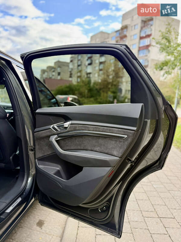 Внедорожник / Кроссовер Audi e-tron 2020 в Львове