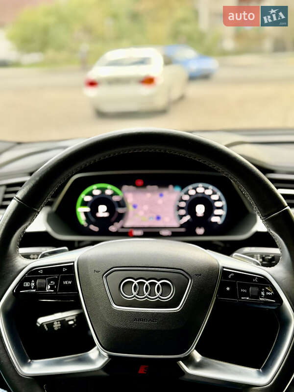 Внедорожник / Кроссовер Audi e-tron 2020 в Львове