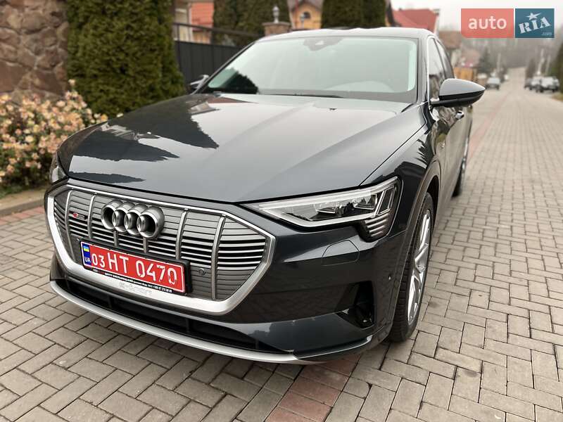 Позашляховик / Кросовер Audi e-tron 2023 в Хмельницькому