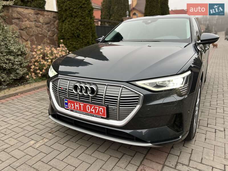 Позашляховик / Кросовер Audi e-tron 2023 в Хмельницькому