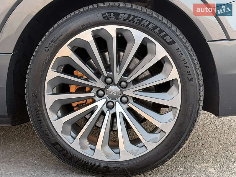 Внедорожник / Кроссовер Audi e-tron 2020 в Львове