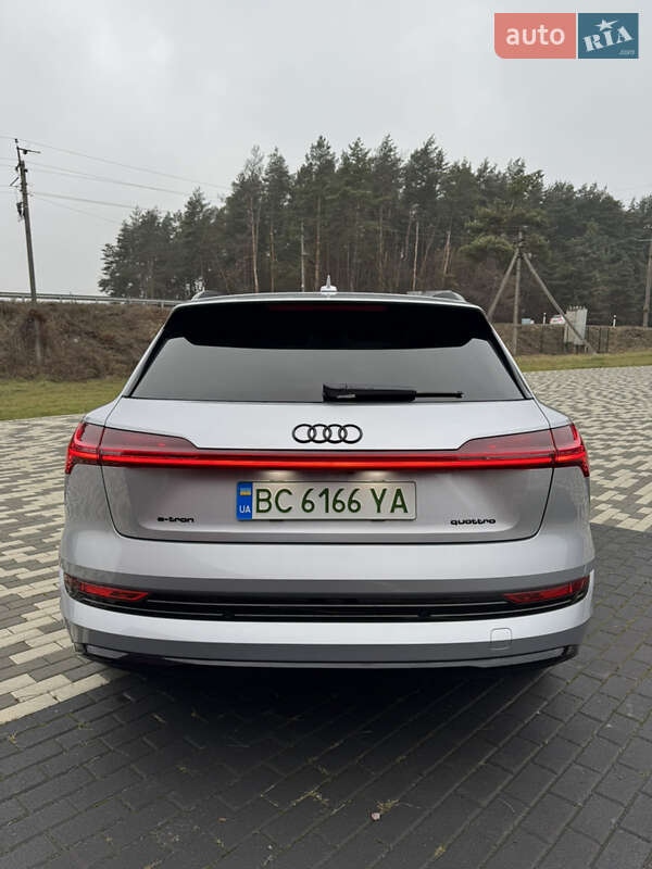 Внедорожник / Кроссовер Audi e-tron 2022 в Львове