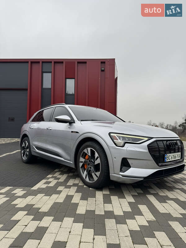 Внедорожник / Кроссовер Audi e-tron 2022 в Львове