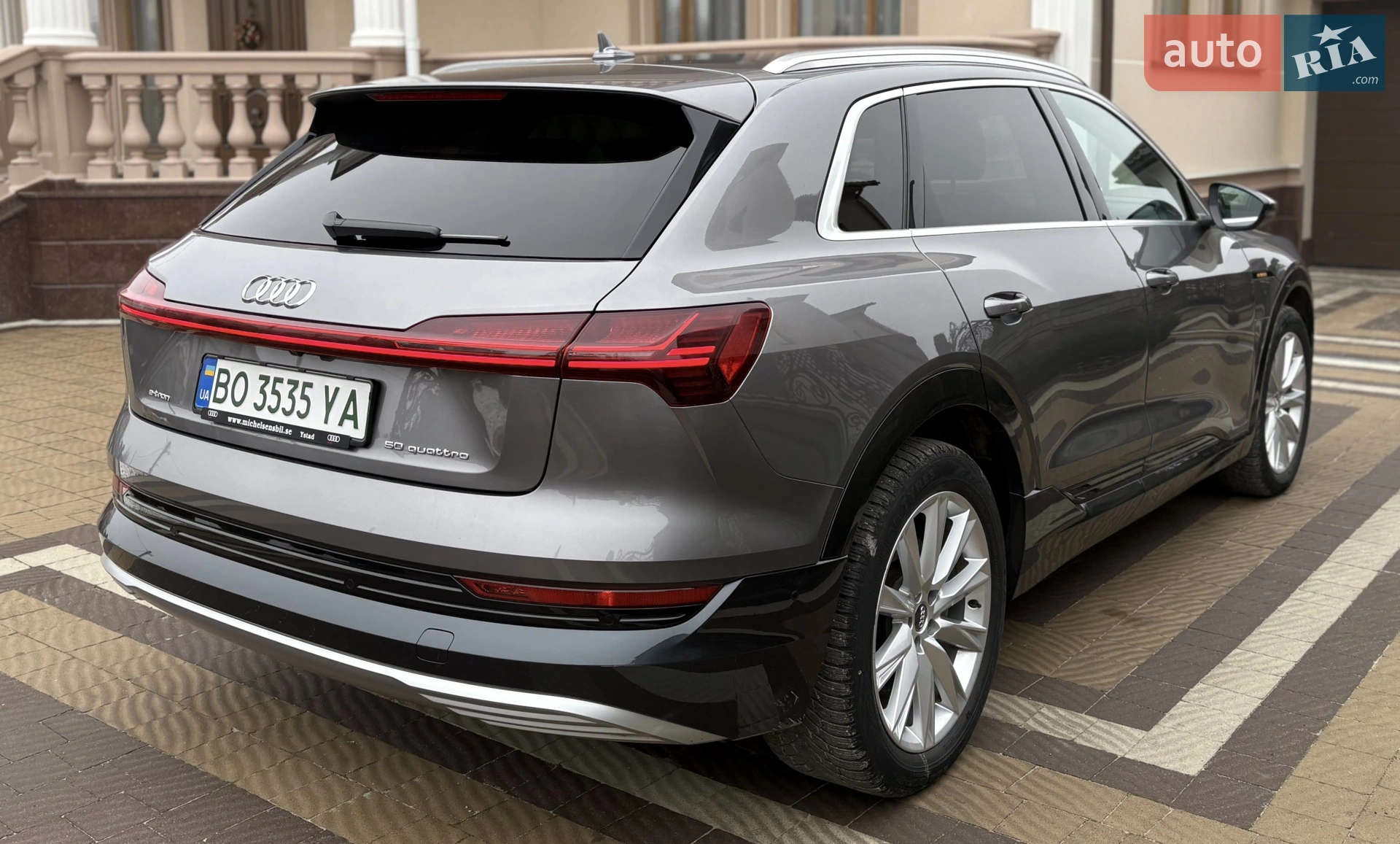 2020 Audi e-tron - мініатюра 2