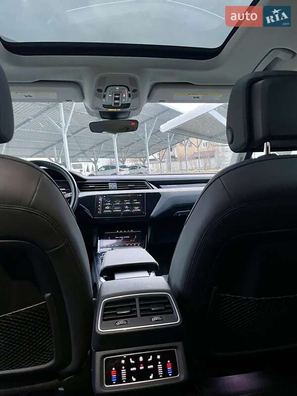 Внедорожник / Кроссовер Audi e-tron 2020 в Львове