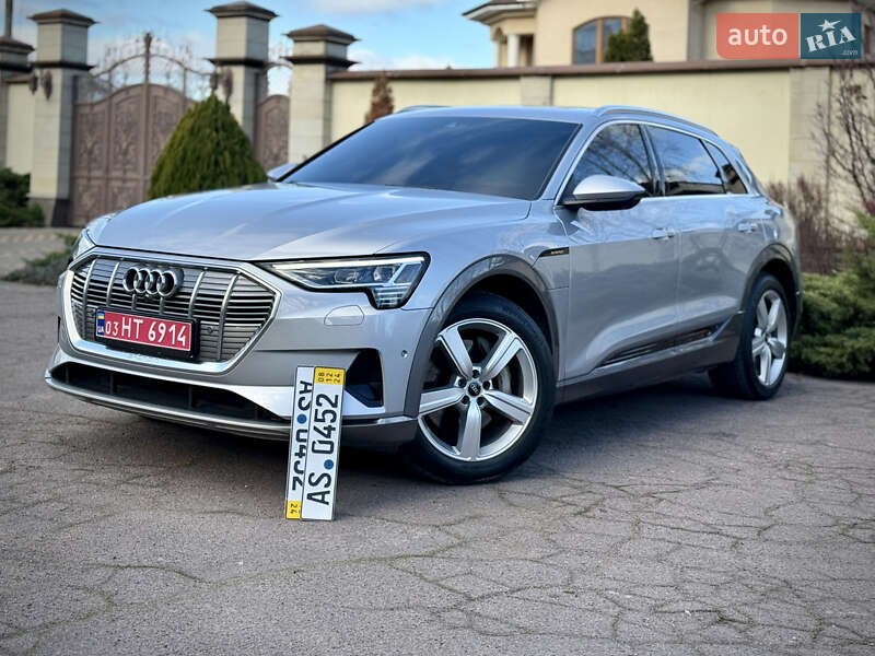 Внедорожник / Кроссовер Audi e-tron 2020 в Днепре