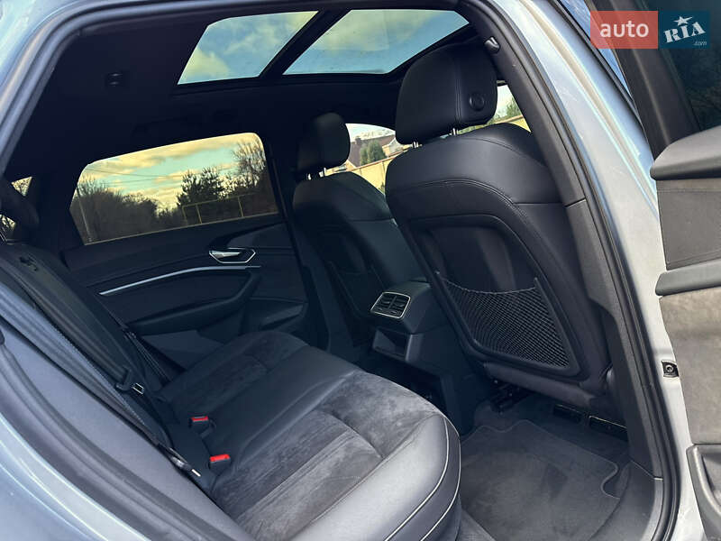 Внедорожник / Кроссовер Audi e-tron 2020 в Днепре