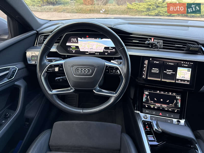 Внедорожник / Кроссовер Audi e-tron 2020 в Днепре