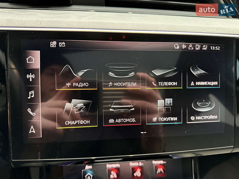 Внедорожник / Кроссовер Audi e-tron 2019 в Киеве