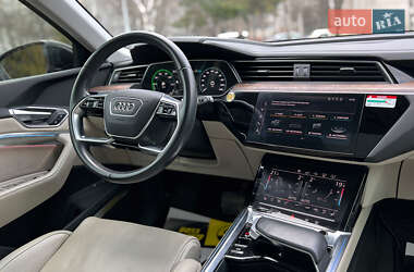 Внедорожник / Кроссовер Audi e-tron 2019 в Львове