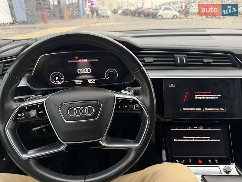 Внедорожник / Кроссовер Audi e-tron 2021 в Киеве
