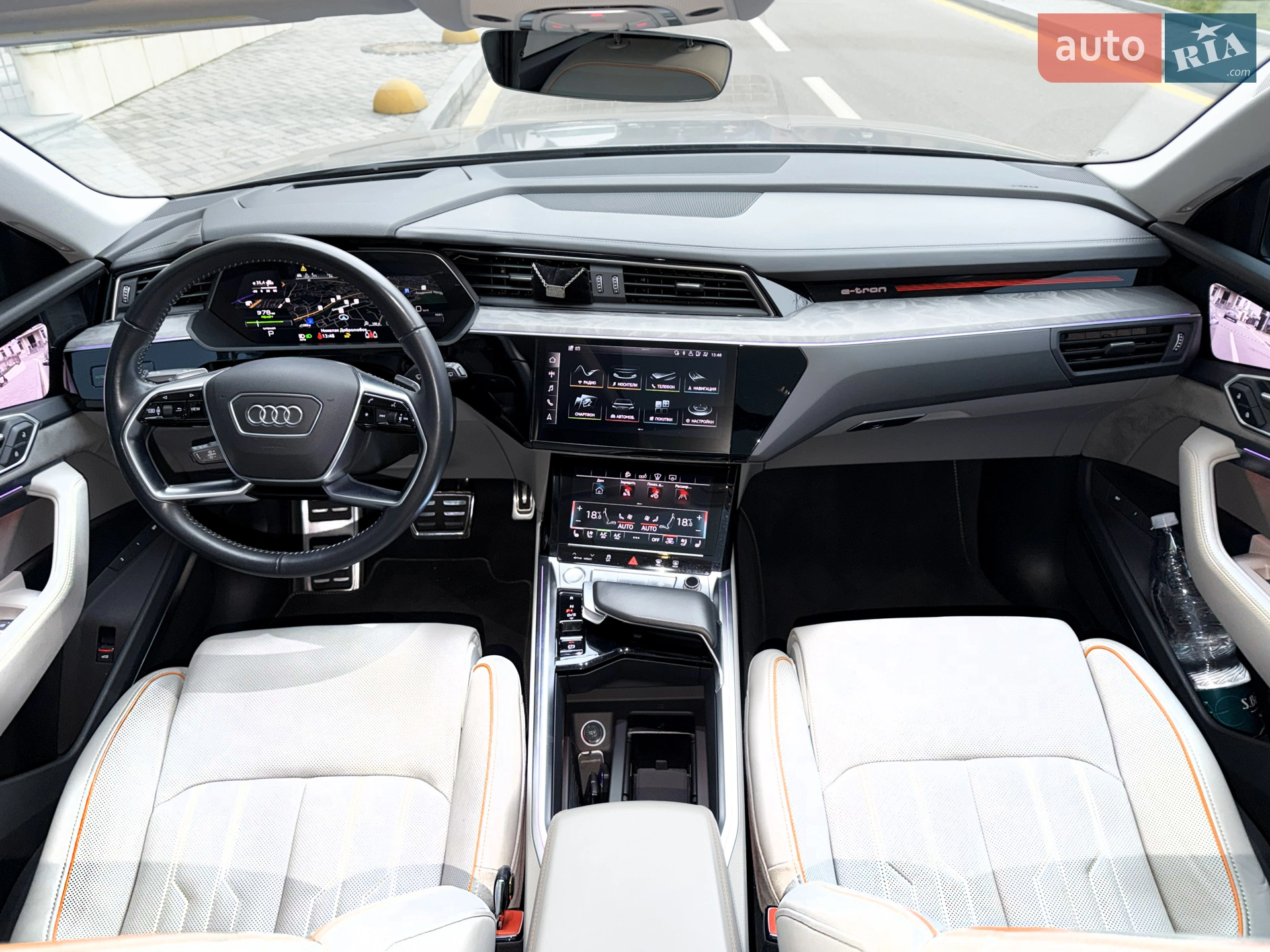 2019 Audi e-tron - фото 1