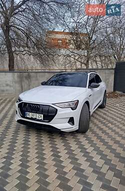 Внедорожник / Кроссовер Audi e-tron 2019 в Николаеве