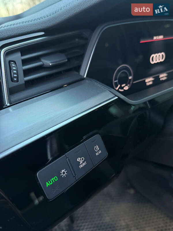 Внедорожник / Кроссовер Audi e-tron 2021 в Овруче