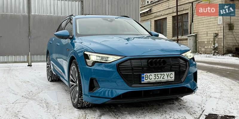 Внедорожник / Кроссовер Audi e-tron 2019 в Киеве