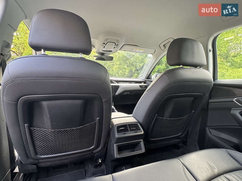 Внедорожник / Кроссовер Audi e-tron 2021 в Львове