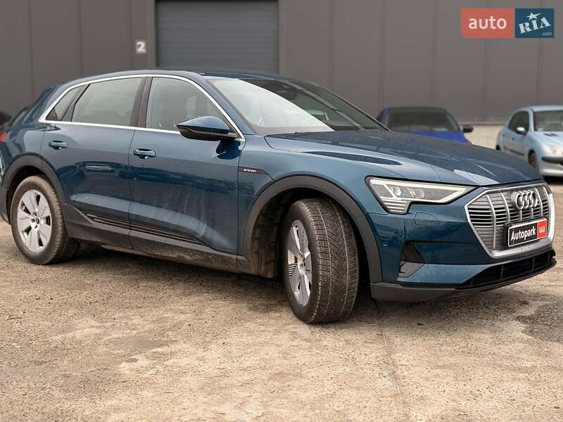 Внедорожник / Кроссовер Audi e-tron 2021 в Львове