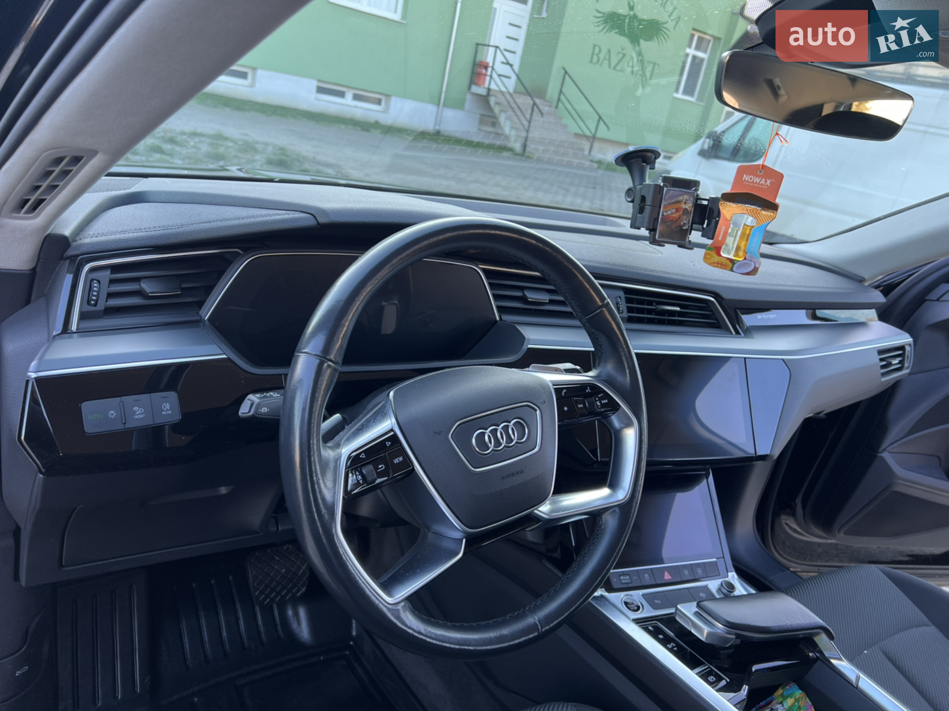 2022 Audi e-tron - мініатюра 19