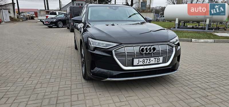 Внедорожник / Кроссовер Audi e-tron 2020 в Тернополе фото 70 Внедорожник / Кроссовер Audi e-tron 2020 в Тернополе
