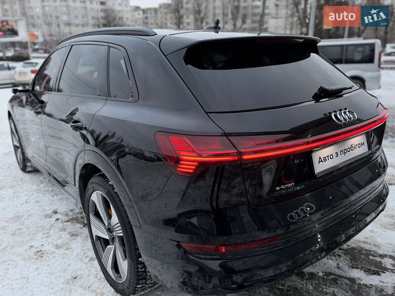 Внедорожник / Кроссовер Audi e-tron 2019 в Хмельницком