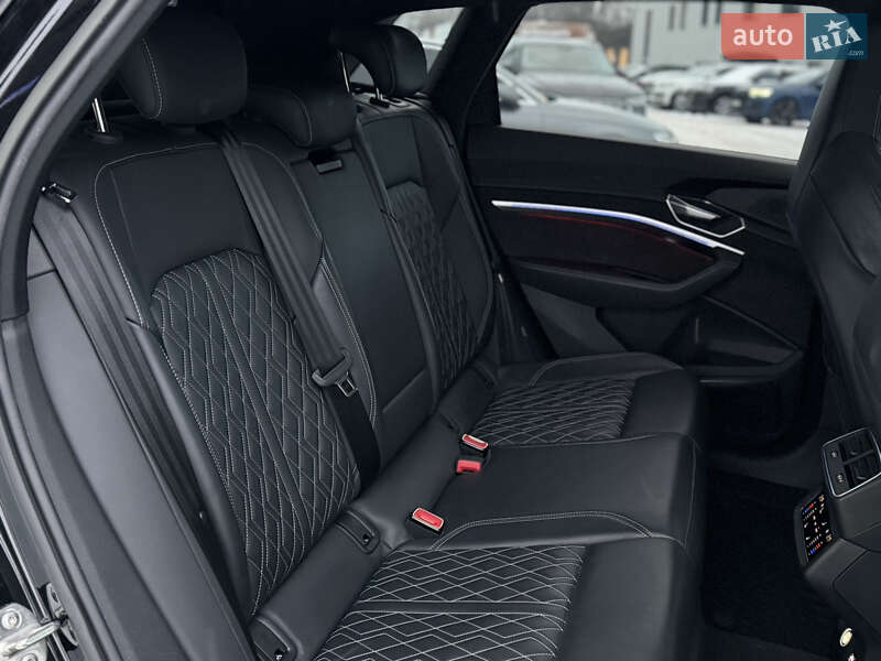 Внедорожник / Кроссовер Audi e-tron 2019 в Хмельницком