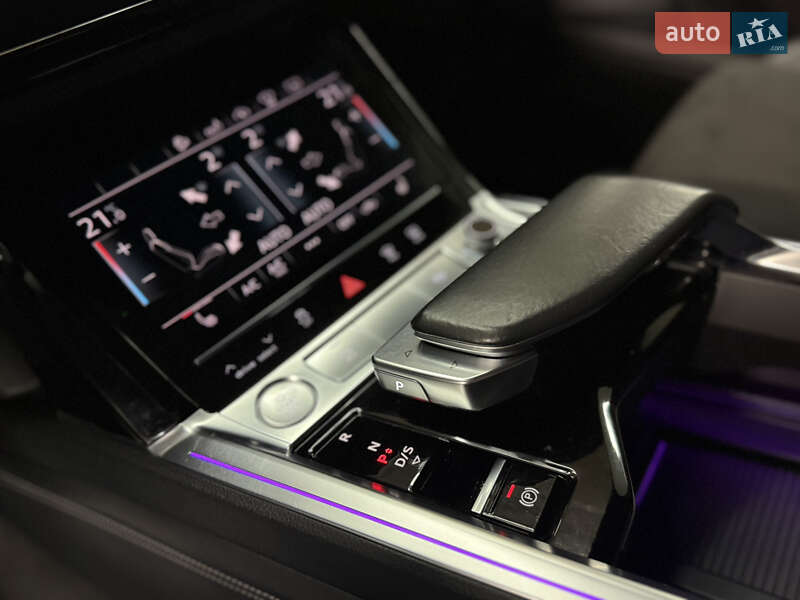 Позашляховик / Кросовер Audi e-tron 2019 в Дрогобичі