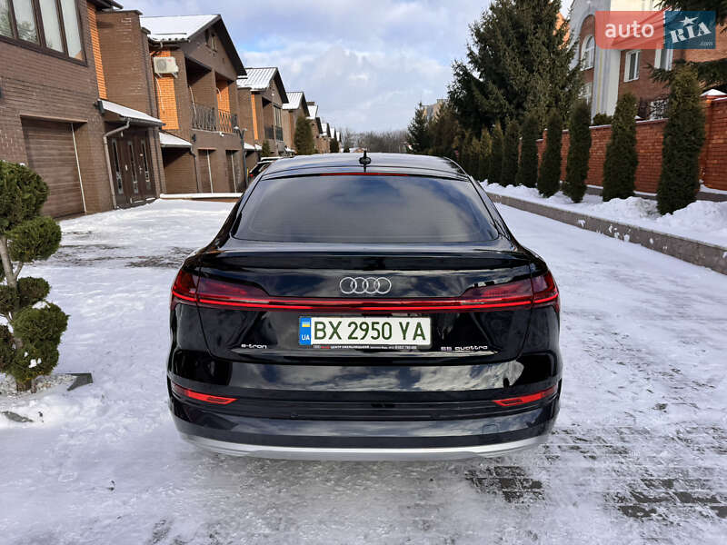 Внедорожник / Кроссовер Audi e-tron 2022 в Хмельницком