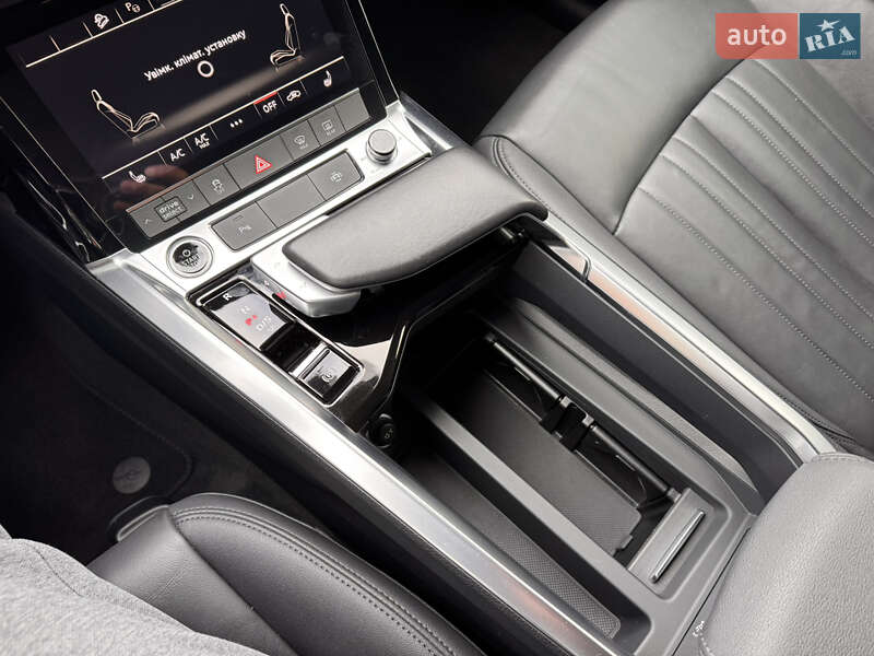 Внедорожник / Кроссовер Audi e-tron 2022 в Хмельницком