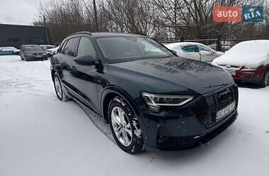 Позашляховик / Кросовер Audi e-tron 2022 в Львові