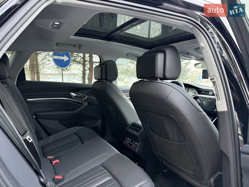 Внедорожник / Кроссовер Audi e-tron 2019 в Дрогобыче