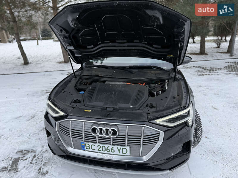 Внедорожник / Кроссовер Audi e-tron 2019 в Дрогобыче