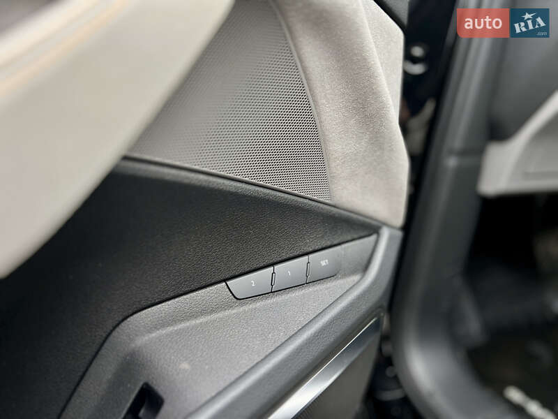 Внедорожник / Кроссовер Audi e-tron 2022 в Киеве