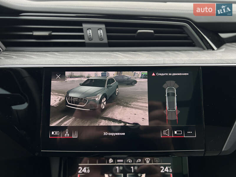 Внедорожник / Кроссовер Audi e-tron 2022 в Киеве