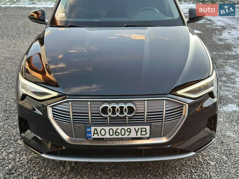 Внедорожник / Кроссовер Audi e-tron 2020 в Ужгороде