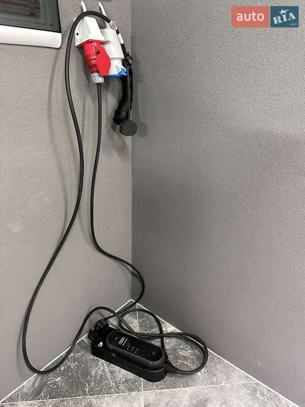 Внедорожник / Кроссовер Audi e-tron 2020 в Ужгороде