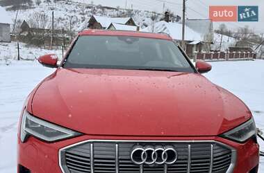 Позашляховик / Кросовер Audi e-tron 2020 в Турці