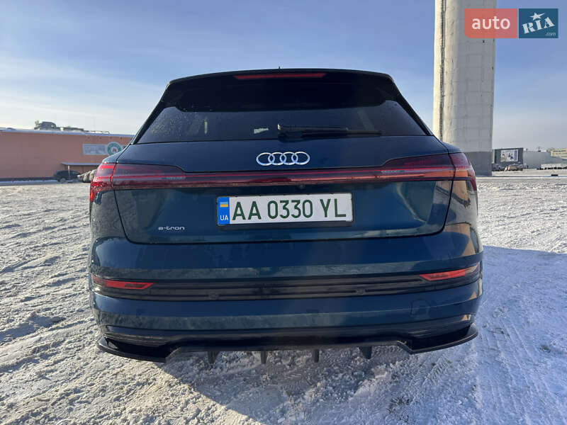 Позашляховик / Кросовер Audi e-tron 2019 в Києві фото 9 Позашляховик / Кросовер Audi e-tron 2019 в Києві