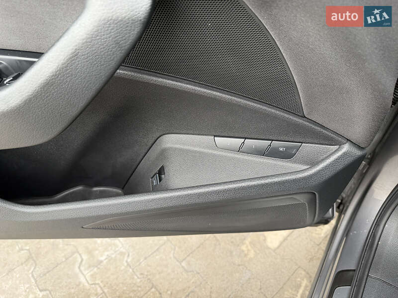 Позашляховик / Кросовер Audi e-tron 2020 в Калуші фото 10 Позашляховик / Кросовер Audi e-tron 2020 в Калуші