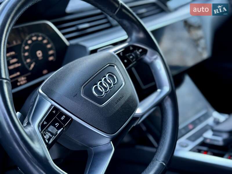 Позашляховик / Кросовер Audi e-tron 2020 в Дрогобичі