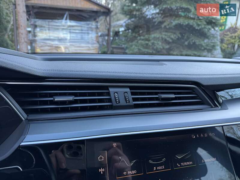 Позашляховик / Кросовер Audi e-tron 2020 в Дрогобичі