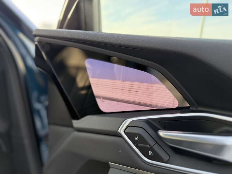 Внедорожник / Кроссовер Audi e-tron 2019 в Львове