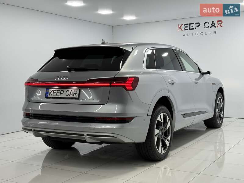Позашляховик / Кросовер Audi e-tron 2020 в Одесі фото 13 Позашляховик / Кросовер Audi e-tron 2020 в Одесі