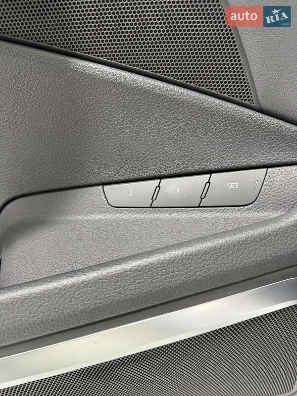 Позашляховик / Кросовер Audi e-tron 2020 в Одесі фото 29 Позашляховик / Кросовер Audi e-tron 2020 в Одесі