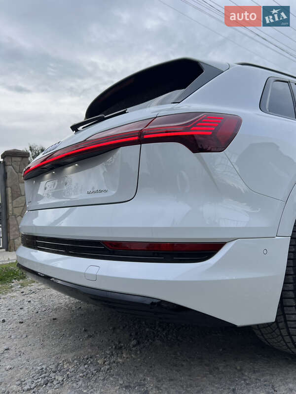 Внедорожник / Кроссовер Audi e-tron 2021 в Тернополе