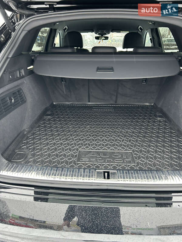 Внедорожник / Кроссовер Audi e-tron 2023 в Житомире