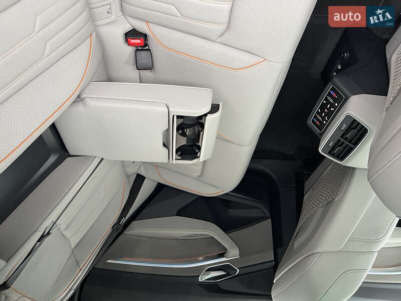 Внедорожник / Кроссовер Audi e-tron 2022 в Киеве